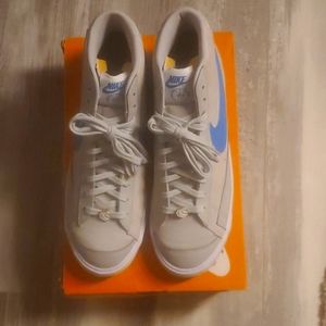 Nike Bkazer Mid 77 "Coney Island"